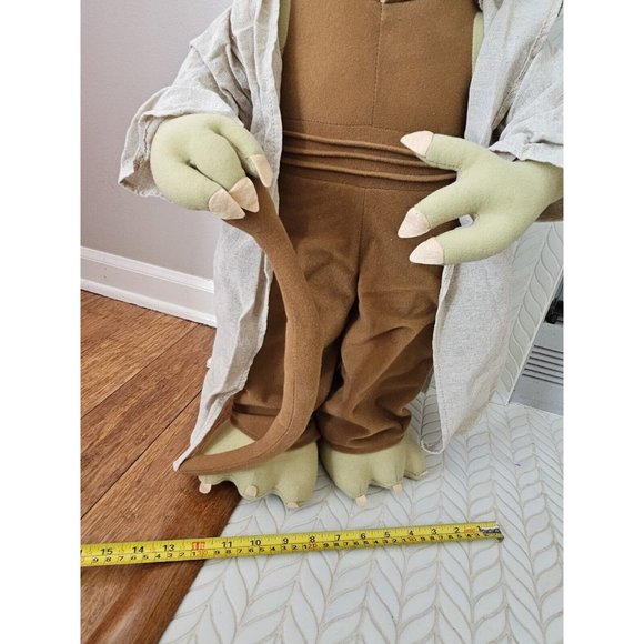 RARE Star Wars Plush Yoda 26" - Store Display 2013 Jumbo HTF Realistic Lucasfilm - Picture 5 of 12